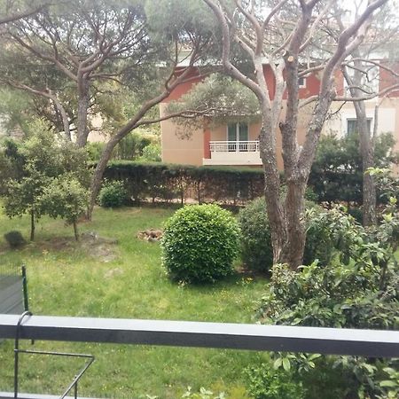 Appartement F3 Valescure Saint-Raphaël Eksteriør bilde