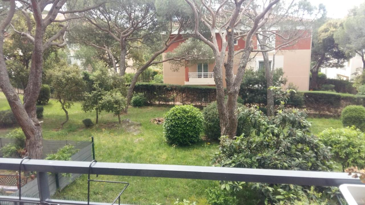 Appartement F3 Valescure Saint-Raphaël Eksteriør bilde